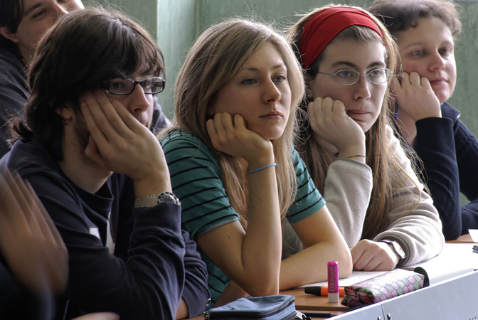 Lezione di lingua cinese a Sesto S. Giovanni